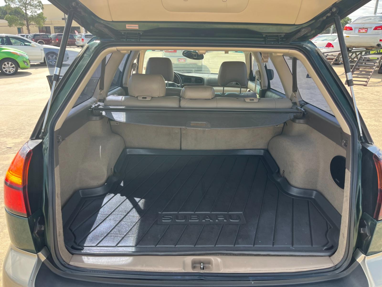 2003 green /TAN Subaru Outback Limited Wagon (4S3BH686737) with an 2.5L H4 SOHC 16V engine, 5-Speed Manual Overdrive transmission, located at 14700 Tomball Parkway 249, Houston, TX, 77086, (281) 444-2200, 29.928619, -95.504074 - Photo #13